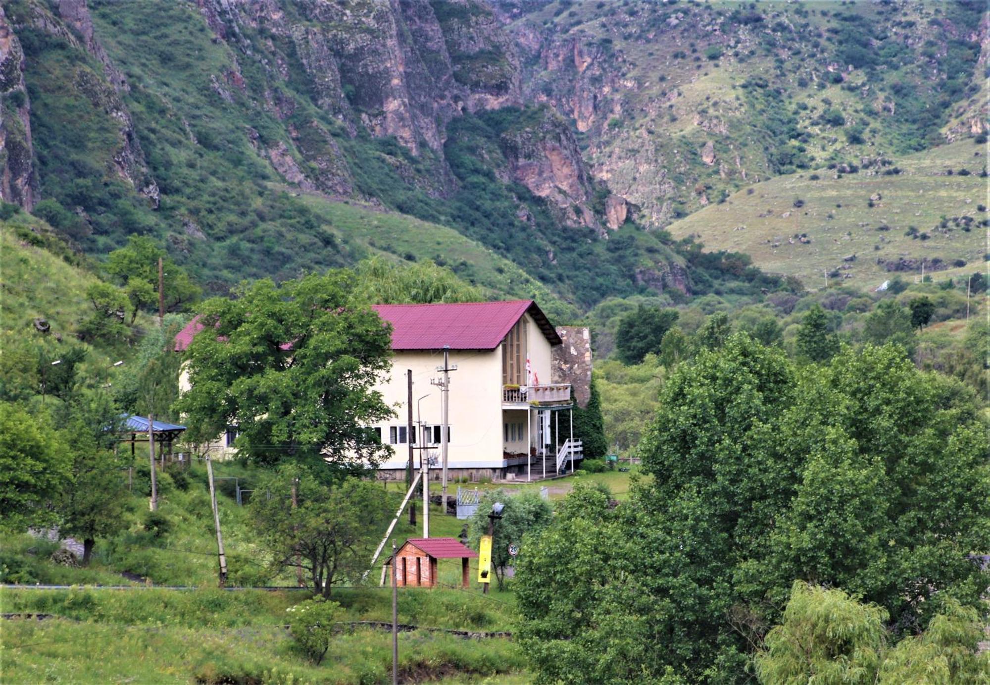 Taoskari Hotel Vardzia  Exterior photo